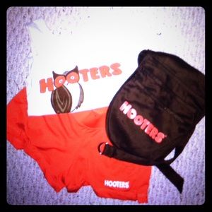 Hooters Uniform 😘