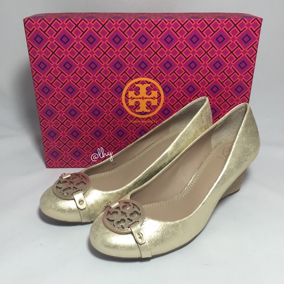 tory burch miller wedge pump