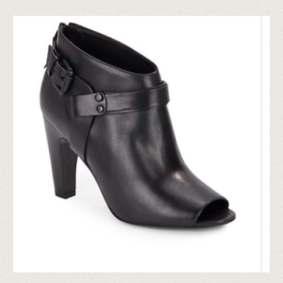 Vince Camuto Shoes - Vince Camuto Signature BLACK🎉early bird special🎉