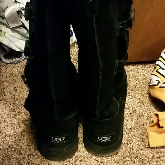 UGGS