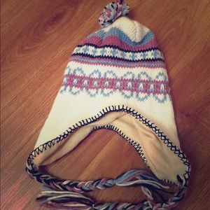 Warm winter cap - never worn Warm winter cap - never worn