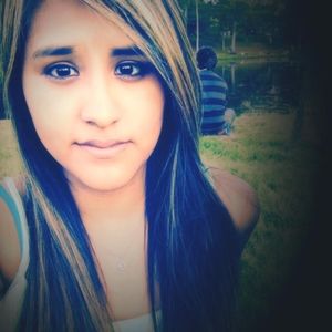 Meet your Posher, Ana flavia