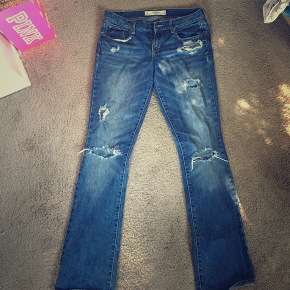 Abercrombie & Fitch distressed jeans