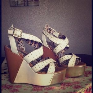 Wedges  GOTTA SELL ASAP!!