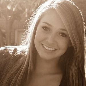 Meet your Posher, Leah