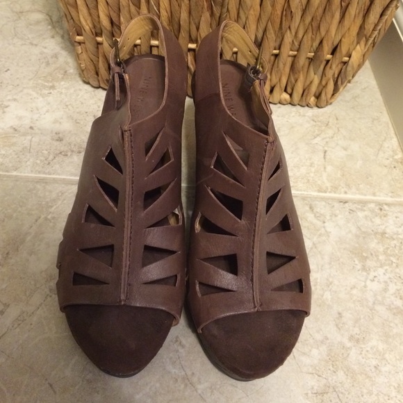 Nine West wedge sandals size 7.5