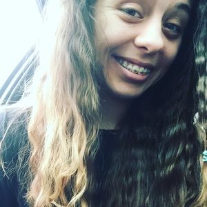 Meet your Posher, Chey