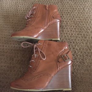 Chinese Laundry Wedge Booties (Size 7)