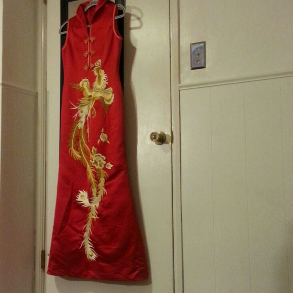 dress - Picture 2 of 4