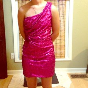 One shoulder pink sequin party dress