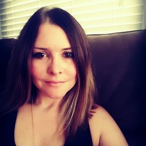 Meet your Posher, Karami