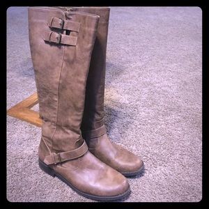 Cassilda Tall Boots
