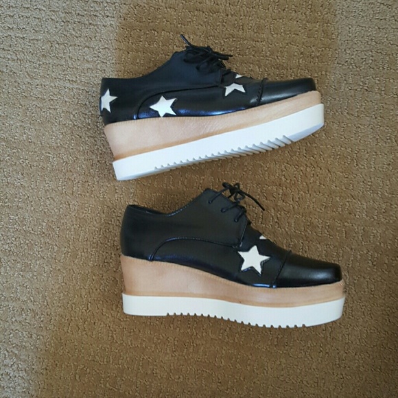 Black platforms SZ 38, us 7.5, 240