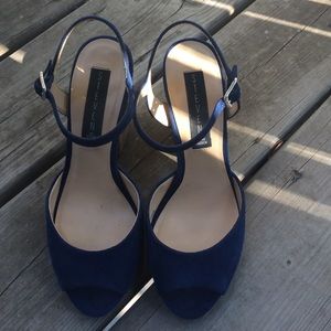 Steve Madden Pumps.