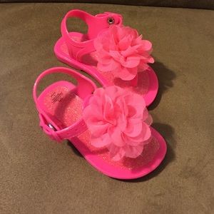 Girls pink flower sandals size 5