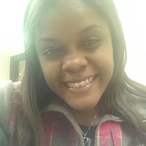 Meet your Posher, Elise