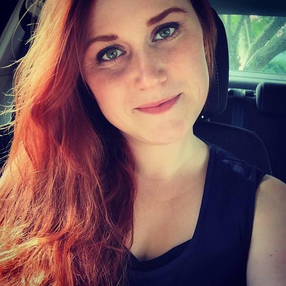 Meet your Posher, Kelly