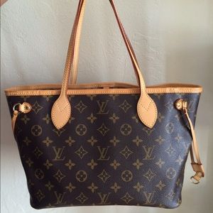 SOLD Louis Vuitton Neverfull PM