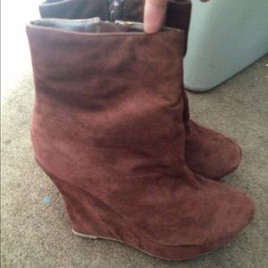 Wedge nice soft brown ankle boot