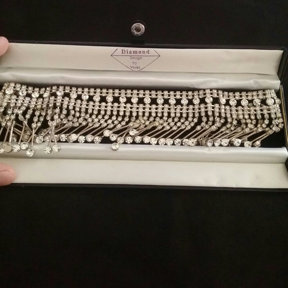 Swarovski crystal neckless