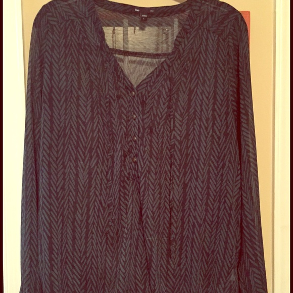 Gap size large hunter green and blue top