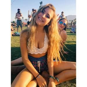 Meet your Posher, Tessa