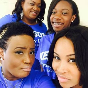 Meet your Posher, April