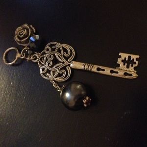 Key to my heart charm🌹