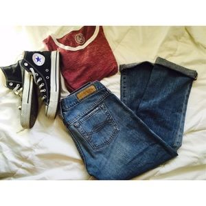 Women's Abercrombie boyfriend fit jeans