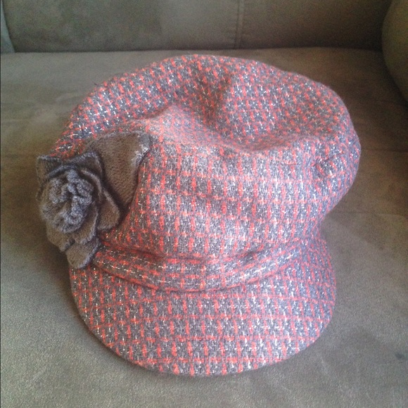 Collection eighteen hat