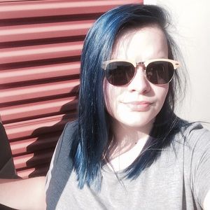 Meet your Posher, Meagan