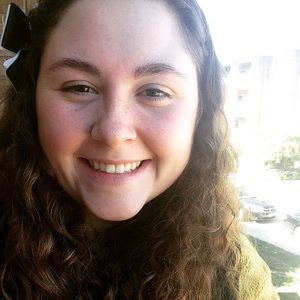 Meet your Posher, Andrea