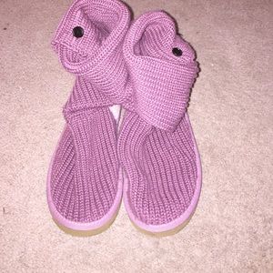 Pink sweater knit uggs