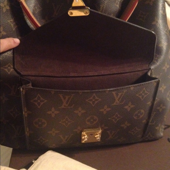 ❤️SOLD❤️Louis Vuitton Metis - Picture 3 of 4
