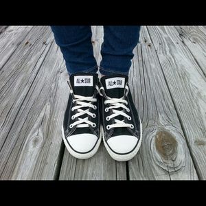 Like New Black Converse All-Stars