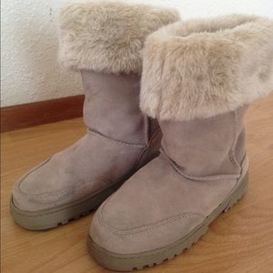 Furry Boots