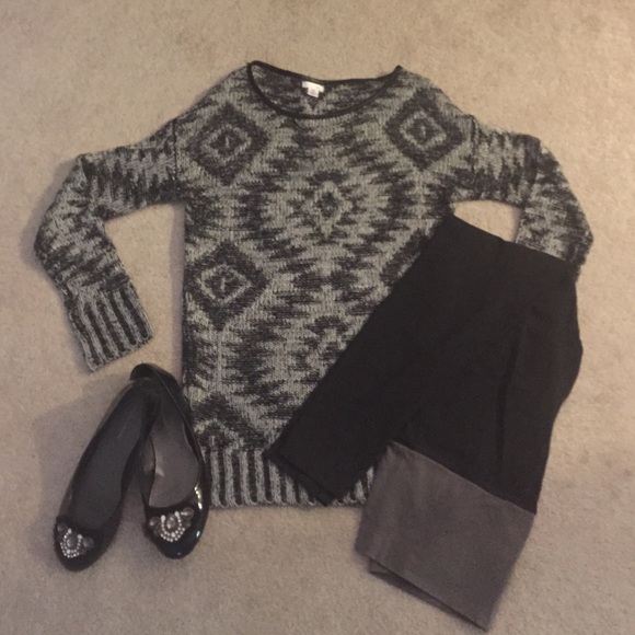 Cozy Aztec Print Sweater 🍂 Perfect For Fall! 🍂