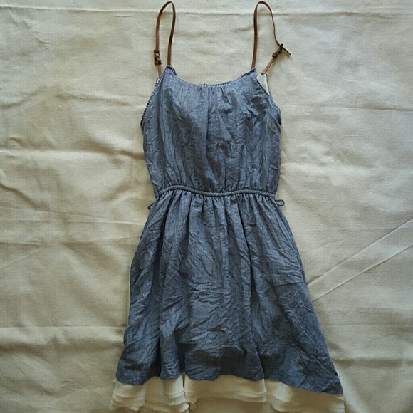 🚫SOLD🚫 🎀2 for 10 Sale 🎀 Flirty chambray dress - Picture 4 of 4
