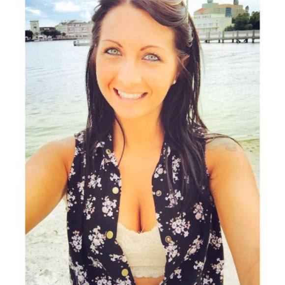 Meet your Posher, Ashlie