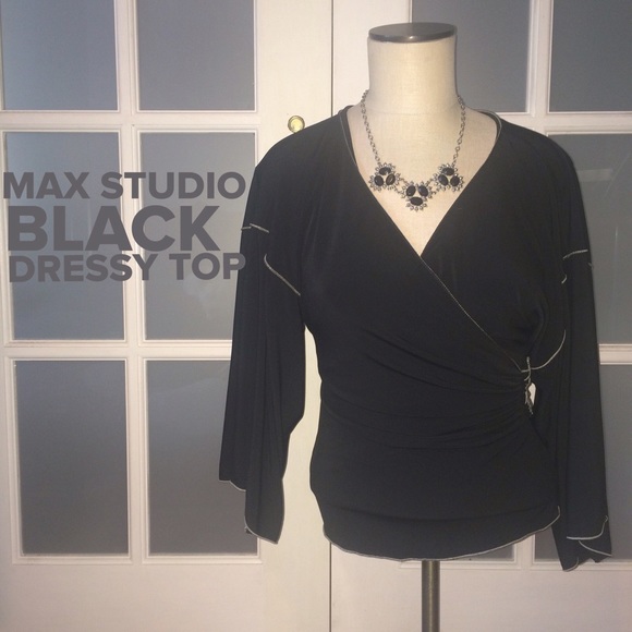 Max Studio Tops - 🎉30% OFF BDLS 🎉 Max Studio black dressy top
