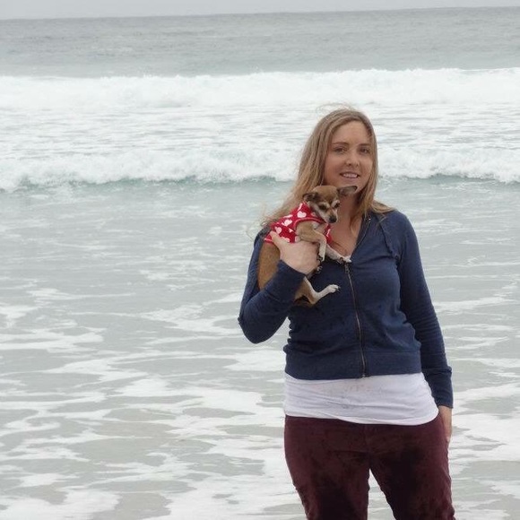 Meet your Posher, Lindsey - Picture 3 of 4