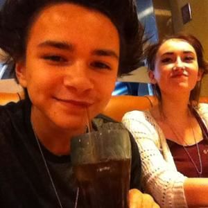 Meet your Posher, Cameron