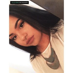 Meet your Posher, Nicole