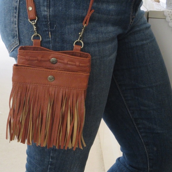 Roxy Fringe Bag
