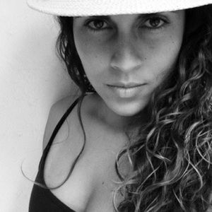 Meet your Posher, Rebeca