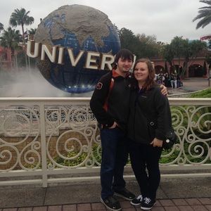 Meet your Posher, Cassandra