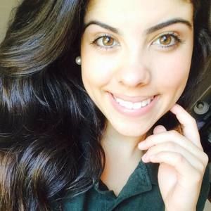 Meet your Posher, Beatriz