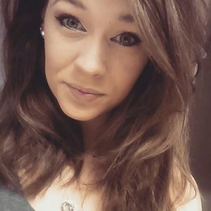 Meet your Posher, Brielle