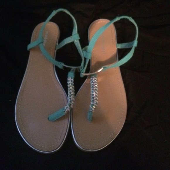 Journeys sandals🔥 - Picture 2 of 3