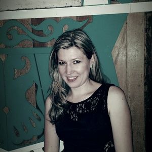 Meet your Posher, Yelena